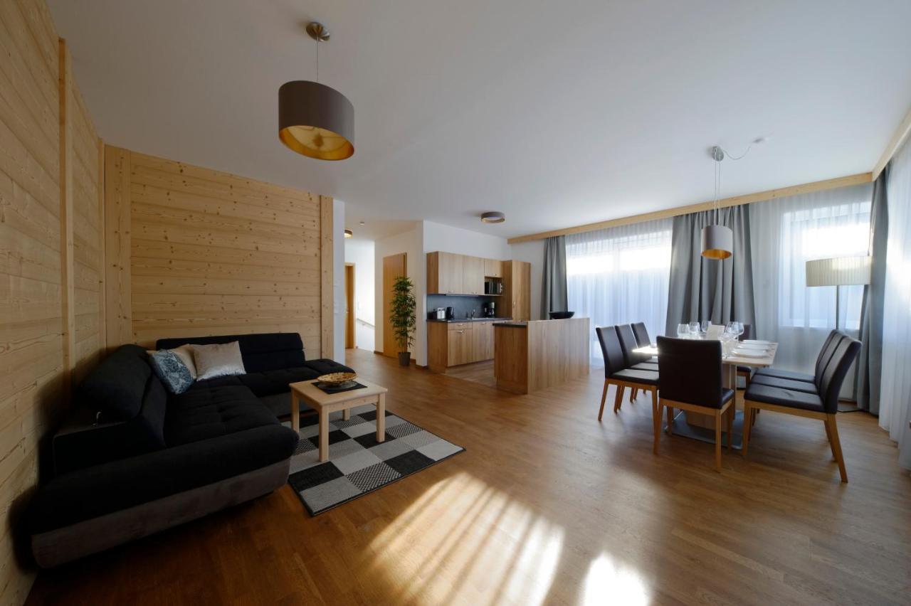 Naturpark Chalets Lambrecht By Alps Resorts ซังคท์ลัมเบร็คท์ ภายนอก รูปภาพ