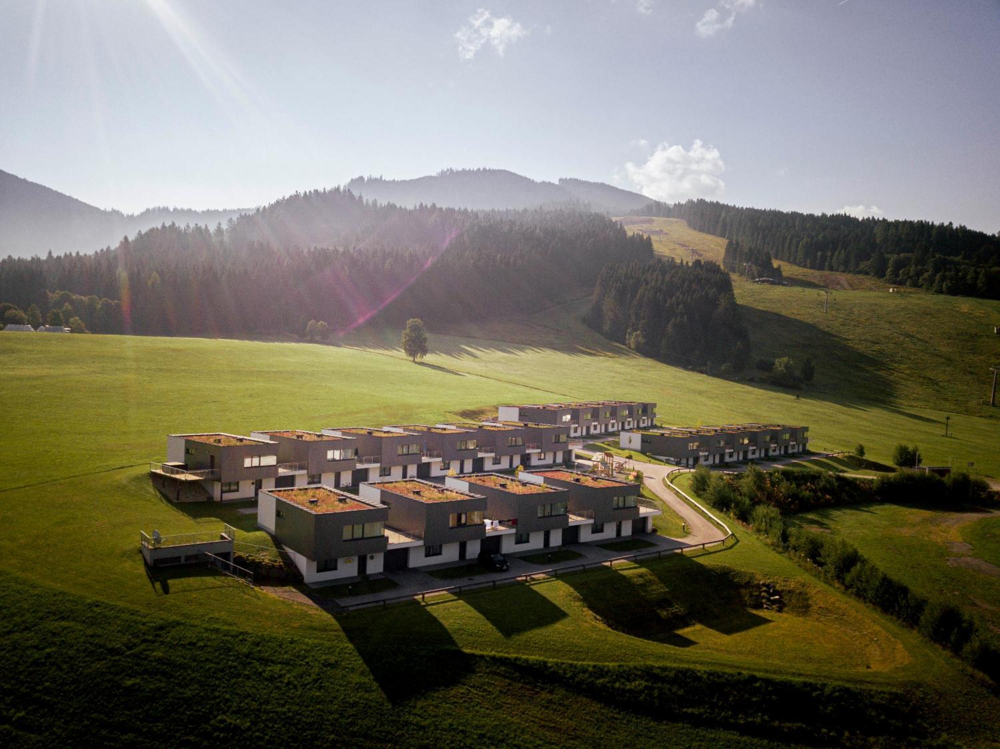 Naturpark Chalets Lambrecht By Alps Resorts ซังคท์ลัมเบร็คท์ ภายนอก รูปภาพ