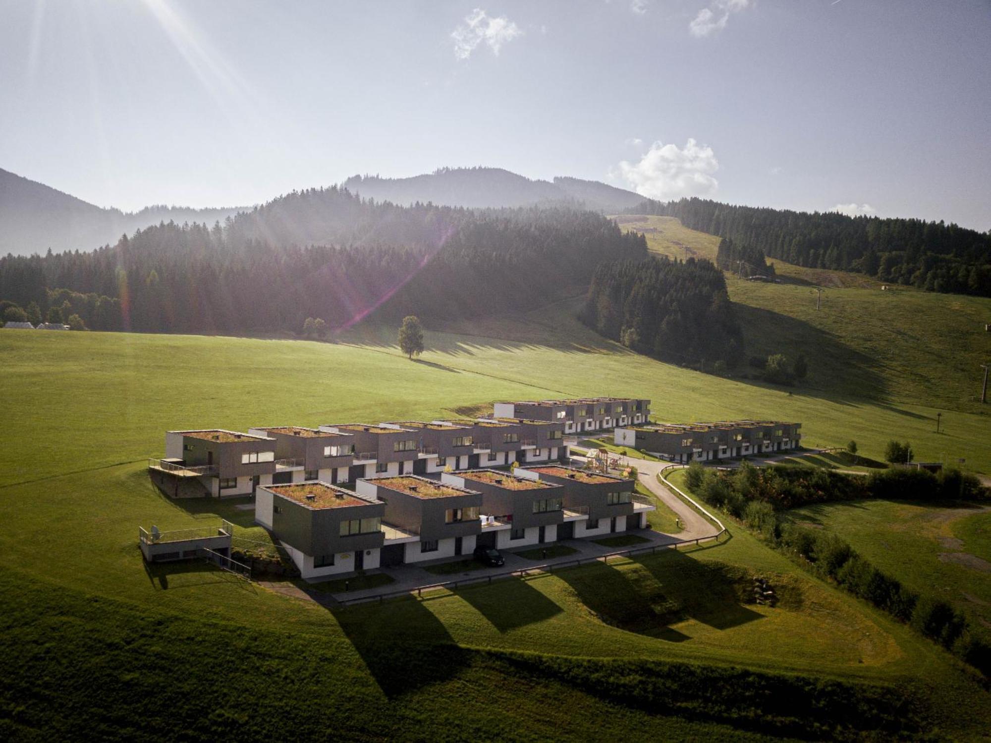 Naturpark Chalets Lambrecht By Alps Resorts ซังคท์ลัมเบร็คท์ ภายนอก รูปภาพ
