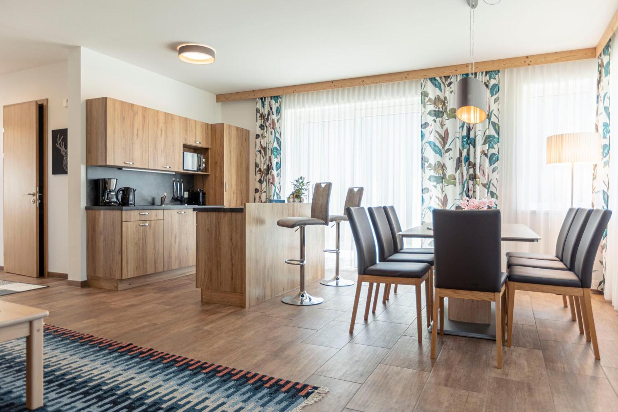 Naturpark Chalets Lambrecht By Alps Resorts ซังคท์ลัมเบร็คท์ ภายนอก รูปภาพ