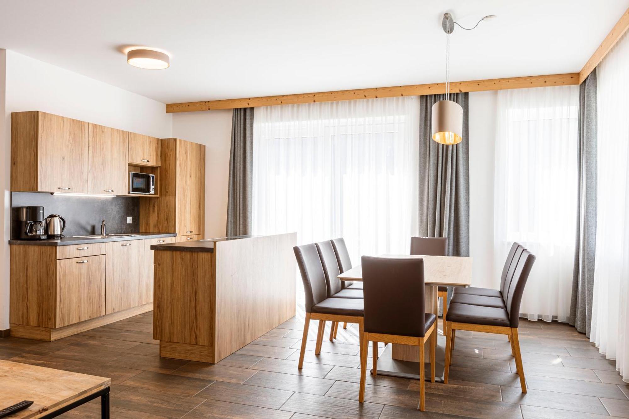 Naturpark Chalets Lambrecht By Alps Resorts ซังคท์ลัมเบร็คท์ ภายนอก รูปภาพ